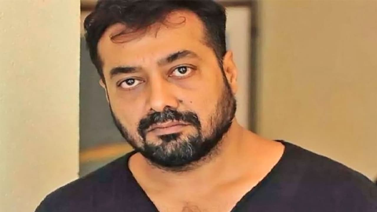 अपनी ही मौत की खबर पर भड़के अनुराग कश्यप, कहा आज यमराज मुझे खुद घर छोड़कर गए हैं अपनी ही मौत की खबर पर भड़के अनुराग कश्यप, कहा आज यमराज मुझे खुद घर छोड़कर गए हैं