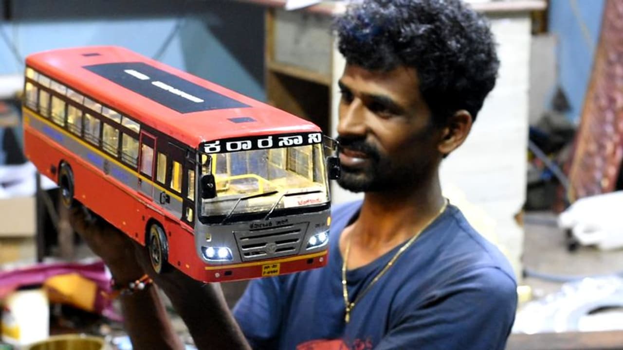 ಕೆಎಸ್ಸಾರ್ಟಿಸಿ ಹುಡುಗನಿಗೆ ಇಲಾಖೆಯಿಂದ ಬಂಪರ್ ಆಫರ್ ಕೆಎಸ್ಸಾರ್ಟಿಸಿ ಹುಡುಗನಿಗೆ ಇಲಾಖೆಯಿಂದ ಬಂಪರ್ ಆಫರ್