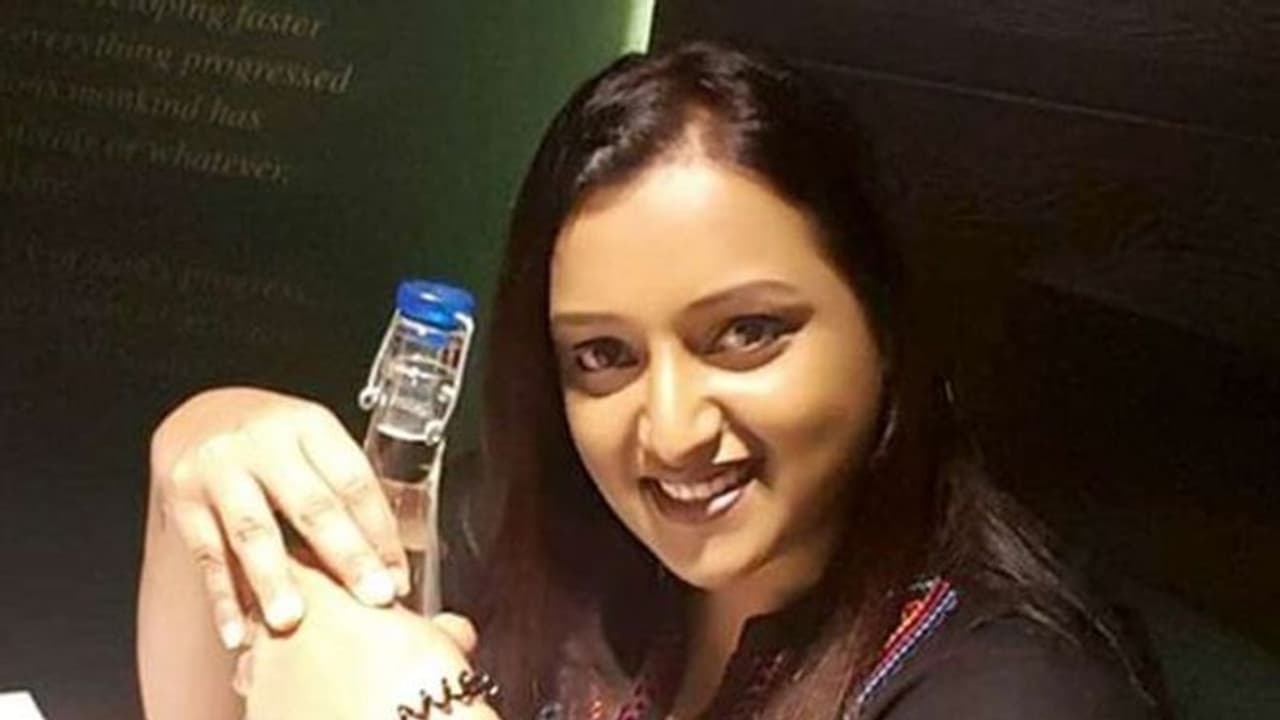 സ്വപ്നയുടെ വ്യാജ സർട്ടിഫിക്കറ്റ് കേസ്: വിജിലൻസിന് കൈമാറണമെന്ന് ഡിജിപി സ്വപ്നയുടെ വ്യാജ സർട്ടിഫിക്കറ്റ് കേസ്: വിജിലൻസിന് കൈമാറണമെന്ന് ഡിജിപി