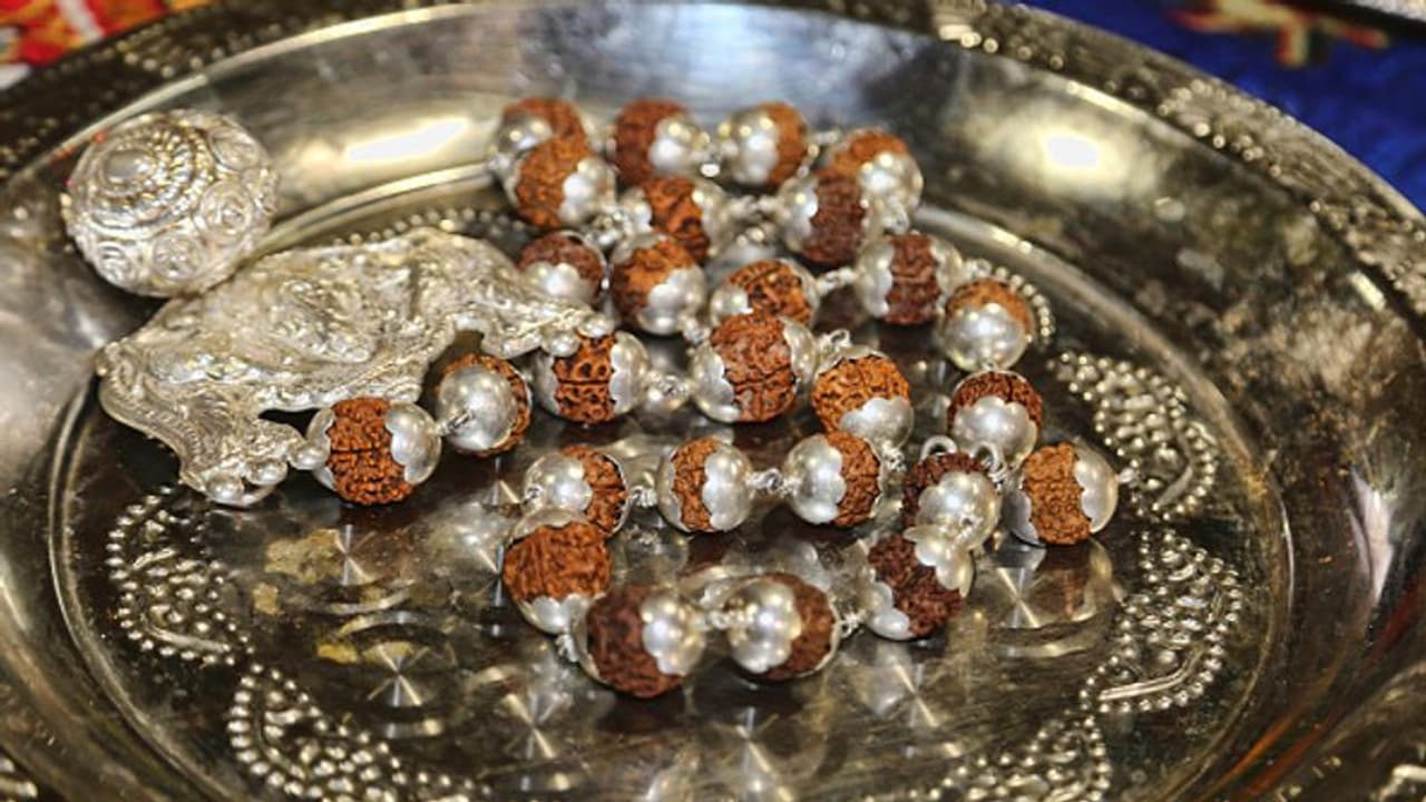 ಗಣೇಶ ರುದ್ರಾಕ್ಷಿ ಎಂಬ ಅದೃಷ್ಟದ ಖನಿ! ಗಣೇಶ ರುದ್ರಾಕ್ಷಿ ಎಂಬ ಅದೃಷ್ಟದ ಖನಿ!