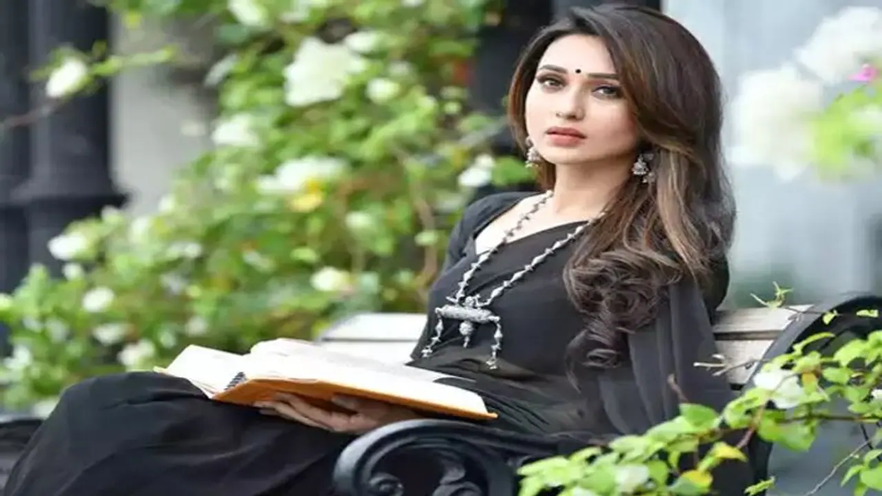 মিমির শরীরে প্রবেশ করা ভ্যাকসিন আসলে কি, কসবাকাণ্ড ঘিরে চাঞ্চল্য তুঙ্গে মিমির শরীরে প্রবেশ করা ভ্যাকসিন আসলে কি, কসবাকাণ্ড ঘিরে চাঞ্চল্য তুঙ্গে