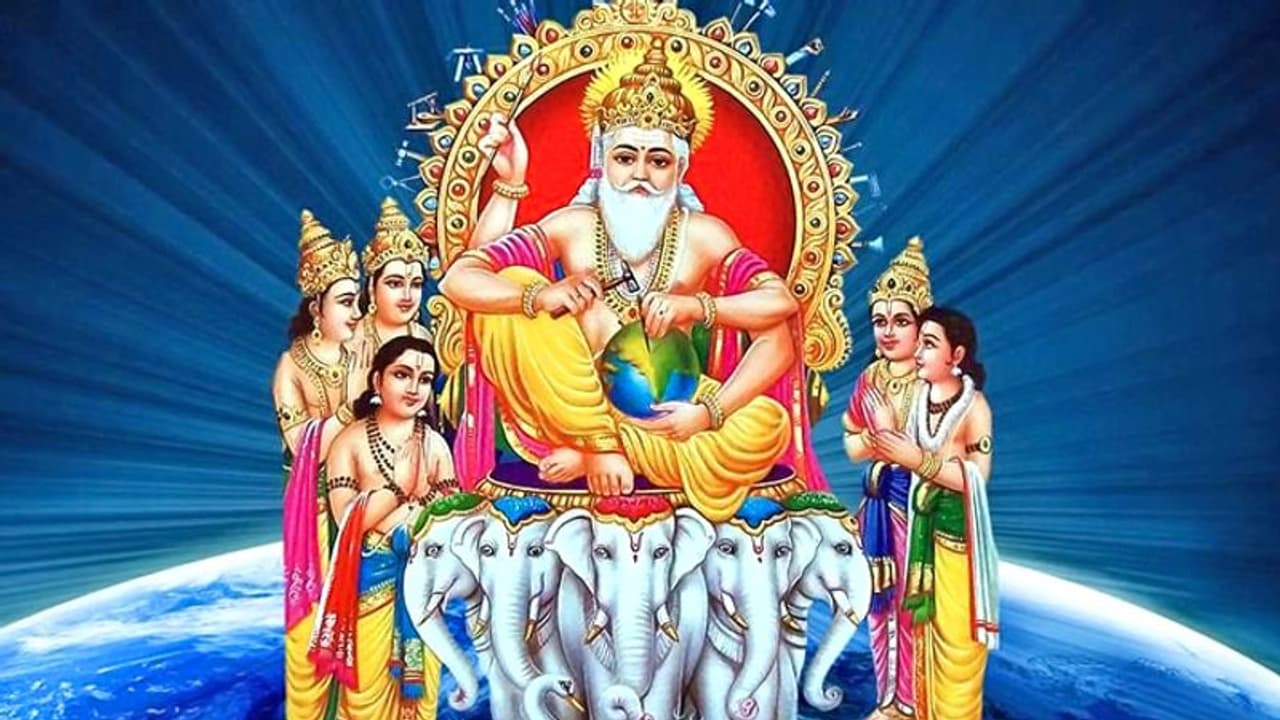 Vishwakarma Puja 2022: Check out the Vishwakarma aarti and mantras, timings and Puja Vidhi Vishwakarma Puja 2022: Check out the Vishwakarma aarti and mantras, timings and Puja Vidhi