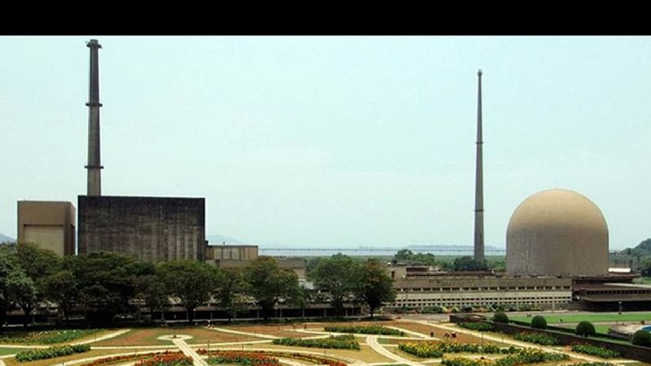 ഭാഭ അറ്റോമിക് റിസര്ച്ച് സെന്ററില് നൂറിലധികം ട്രെയിനി ഒഴിവുകള്; ഉടൻ അപേക്ഷിക്കണം ഭാഭ അറ്റോമിക് റിസര്ച്ച് സെന്ററില് നൂറിലധികം ട്രെയിനി ഒഴിവുകള്; ഉടൻ അപേക്ഷിക്കണം