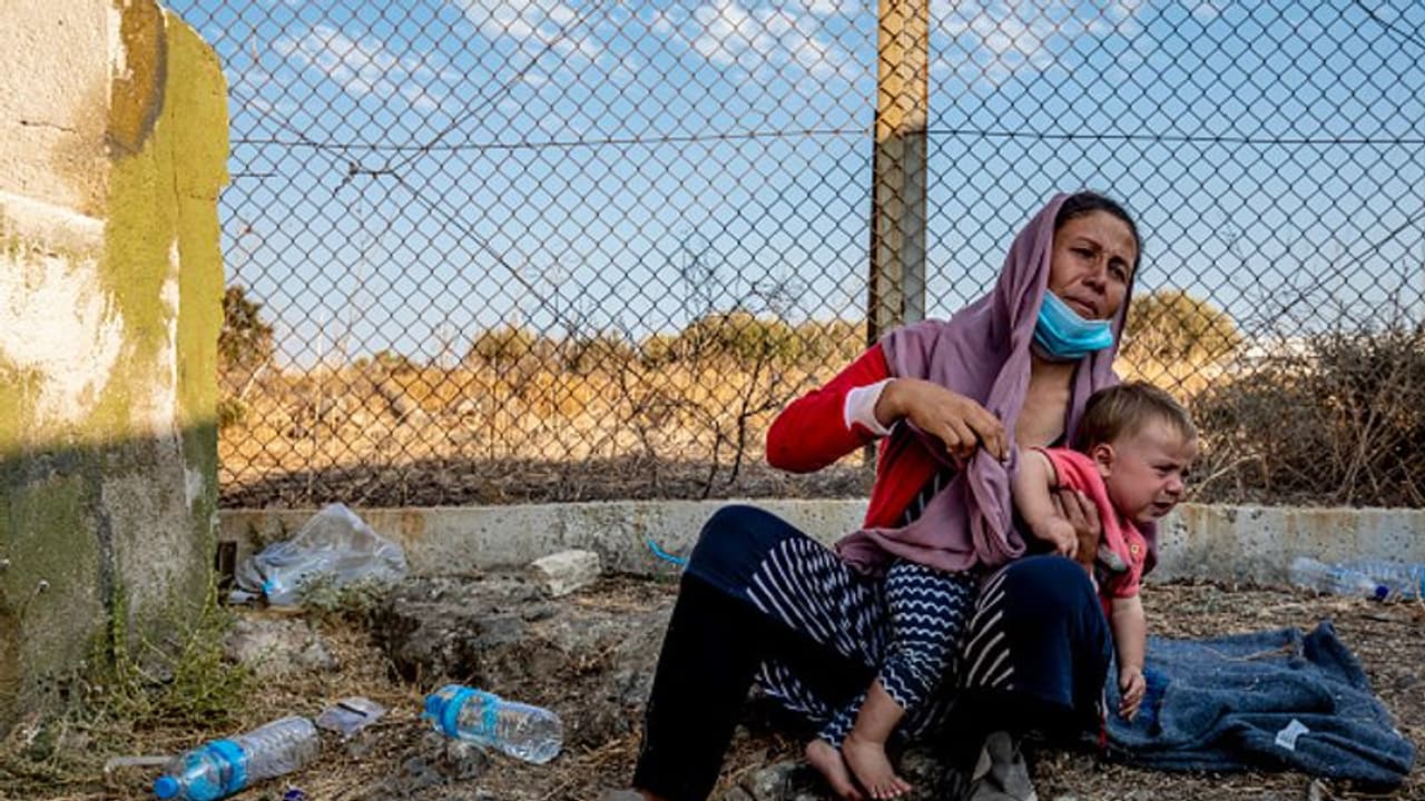 অ মুসলিম উদ্বাস্তুদের ভারতীয় নাগরিকত্ব দেওয়ার সিদ্ধান্ত, নোটিশ জারি করল স্বরাষ্ট্রমন্ত্রক অ মুসলিম উদ্বাস্তুদের ভারতীয় নাগরিকত্ব দেওয়ার সিদ্ধান্ত, নোটিশ জারি করল স্বরাষ্ট্রমন্ত্রক