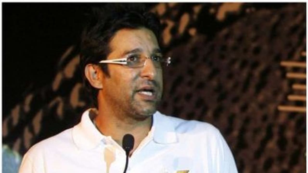 Hassan Ali: పాపం.. కాస్త కనికరం చూపండి.. ఆ పాకిస్థాన్ క్రికెటర్ కు అండగా నిలుస్తున్న మాజీ కెప్టెన్ Hassan Ali: పాపం.. కాస్త కనికరం చూపండి.. ఆ పాకిస్థాన్ క్రికెటర్ కు అండగా నిలుస్తున్న మాజీ కెప్టెన్