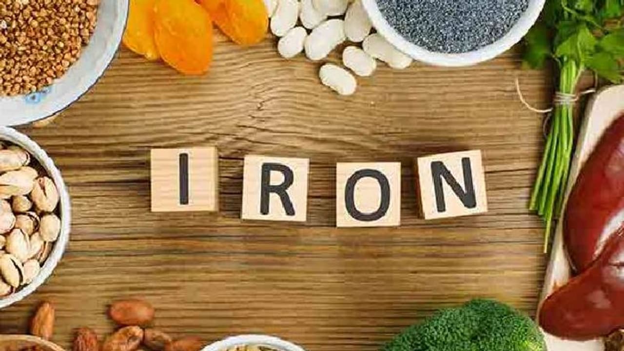 ഹീമോഗ്ലോബിൻ അളവ് കൂട്ടാൻ സഹായിക്കുന്ന ഇരുമ്പ് അടങ്ങിയ നാല് ഭക്ഷണങ്ങൾ ഹീമോഗ്ലോബിൻ അളവ് കൂട്ടാൻ സഹായിക്കുന്ന ഇരുമ്പ് അടങ്ങിയ നാല് ഭക്ഷണങ്ങൾ