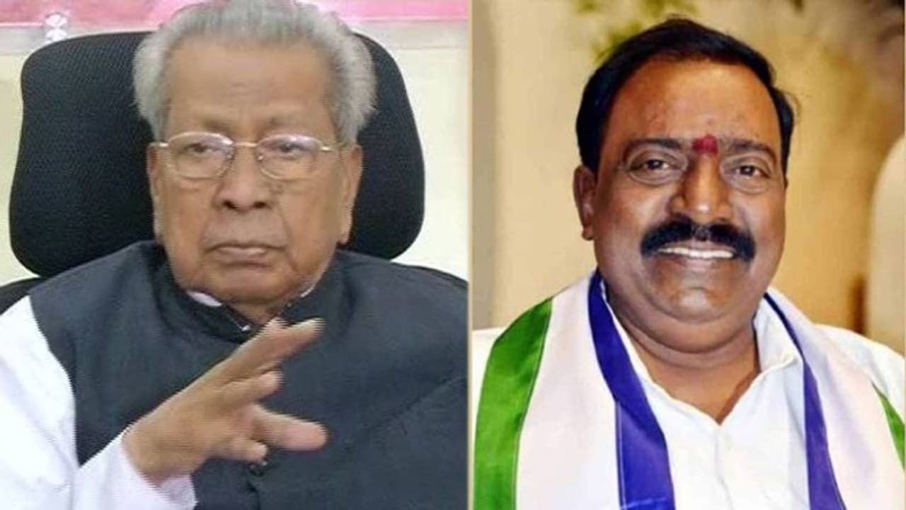 బల్లి దుర్గాప్రసాద్ మృతిపై ఏపీ గవర్నర్ సంతాపం బల్లి దుర్గాప్రసాద్ మృతిపై ఏపీ గవర్నర్ సంతాపం