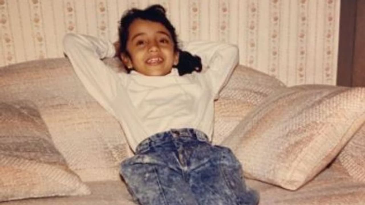 'മാലാഖയുടെ മുഖം, ചെകുത്താന്റെ ചിന്തകള്'; ബാല്യകാല ചിത്രം പങ്കുവച്ച് സൂപ്പര്താരം 'മാലാഖയുടെ മുഖം, ചെകുത്താന്റെ ചിന്തകള്'; ബാല്യകാല ചിത്രം പങ്കുവച്ച് സൂപ്പര്താരം