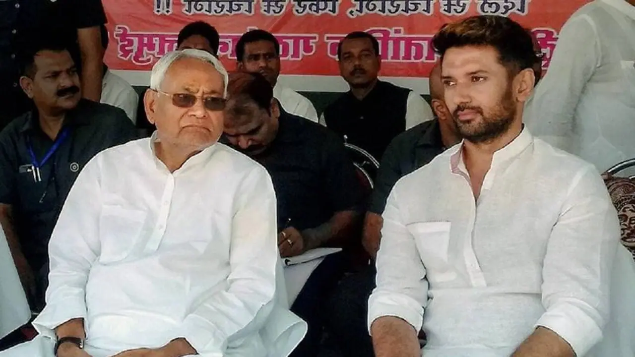 राजग से अलग होने की तैयारी में है लोजपा, नीतीश के खिलाफ बना रहे हैं माहौल