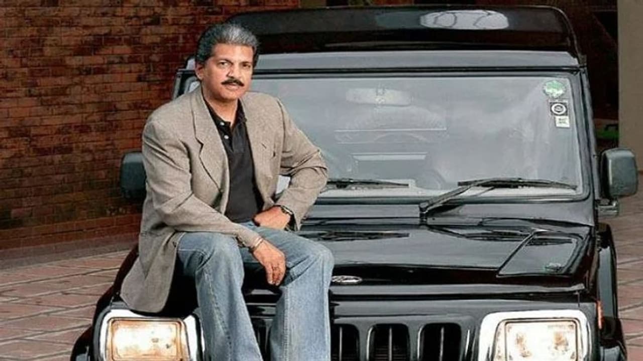 മഹീന്ദ്രയുടെ മിനിയേച്ചറുകള്‍ സമ്മാനം; വൈറലായി ആനന്ദ് മഹീന്ദ്രയുടെ ചലഞ്ച്