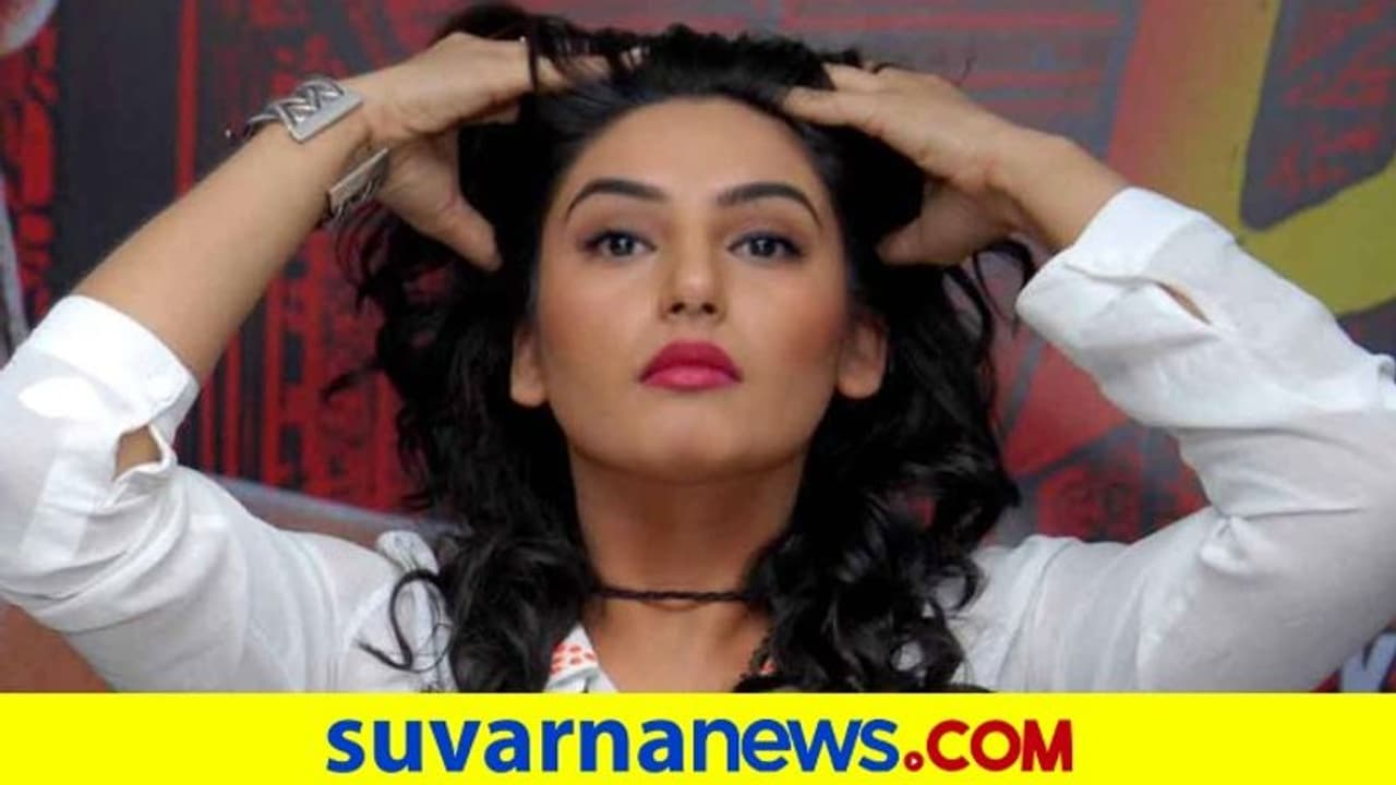 ಬೇಲ್ ಸಿಕ್ಕು 3 ದಿನವಾದ್ರೂ ರಾಗಿಣಿಗಿಲ್ಲ ಬಿಡುಗಡೆ ಭಾಗ್ಯ, ಜೈಲಲ್ಲೇ ತುಪ್ಪದ ಬೆಡಗಿ ಪರದಾಟ ಬೇಲ್ ಸಿಕ್ಕು 3 ದಿನವಾದ್ರೂ ರಾಗಿಣಿಗಿಲ್ಲ ಬಿಡುಗಡೆ ಭಾಗ್ಯ, ಜೈಲಲ್ಲೇ ತುಪ್ಪದ ಬೆಡಗಿ ಪರದಾಟ