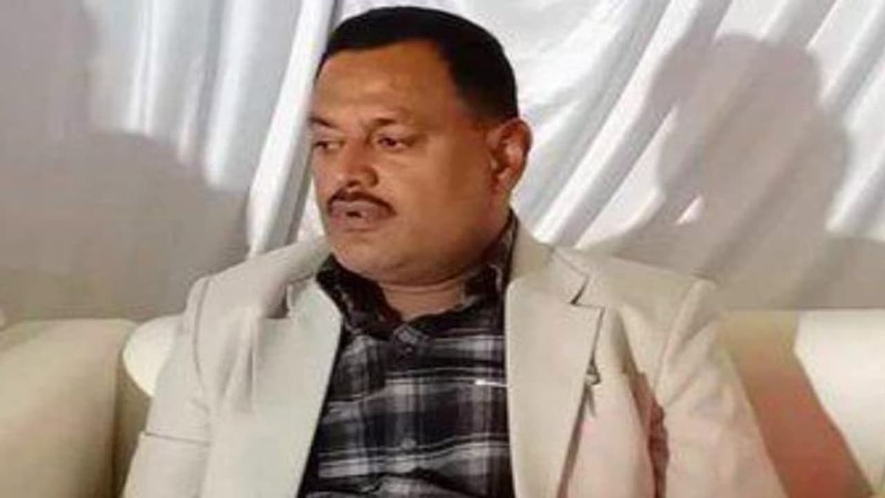 बिकरू कांड में 14 अन्य पुलिसकर्मी पाए गए दोषी, जांच अभी भी जारी, दो हो चुके बर्खास्त बिकरू कांड में 14 अन्य पुलिसकर्मी पाए गए दोषी, जांच अभी भी जारी, दो हो चुके बर्खास्त