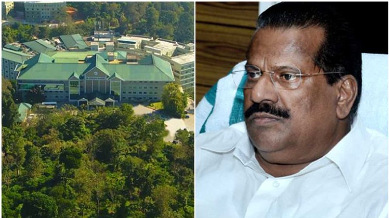 സര്ക്കാര് ഏറ്റെടുക്കല് നടപടി തുടങ്ങിയ മെഡിക്കൽ കോളജിൽ ഇപിയുടെ ബന്ധുവിന് നിയമനമെന്ന് പരാതി സര്ക്കാര് ഏറ്റെടുക്കല് നടപടി തുടങ്ങിയ മെഡിക്കൽ കോളജിൽ ഇപിയുടെ ബന്ധുവിന് നിയമനമെന്ന് പരാതി