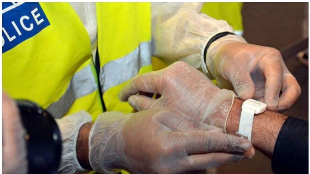 യുഎഇയില് 2988 പേര്ക്ക് കൂടി കൊവിഡ് സ്ഥിരീകരിച്ചു; അഞ്ച് മരണം യുഎഇയില് 2988 പേര്ക്ക് കൂടി കൊവിഡ് സ്ഥിരീകരിച്ചു; അഞ്ച് മരണം