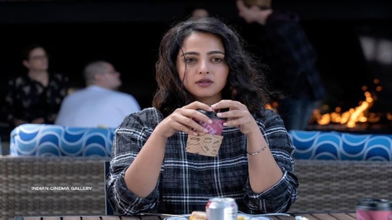 நொடிக்கு, நொடி அதிரடி... வெளியானது அனுஷ்காவின் நிசப்தம் பட டிரெய்லர்...! நொடிக்கு, நொடி அதிரடி... வெளியானது அனுஷ்காவின் நிசப்தம் பட டிரெய்லர்...!