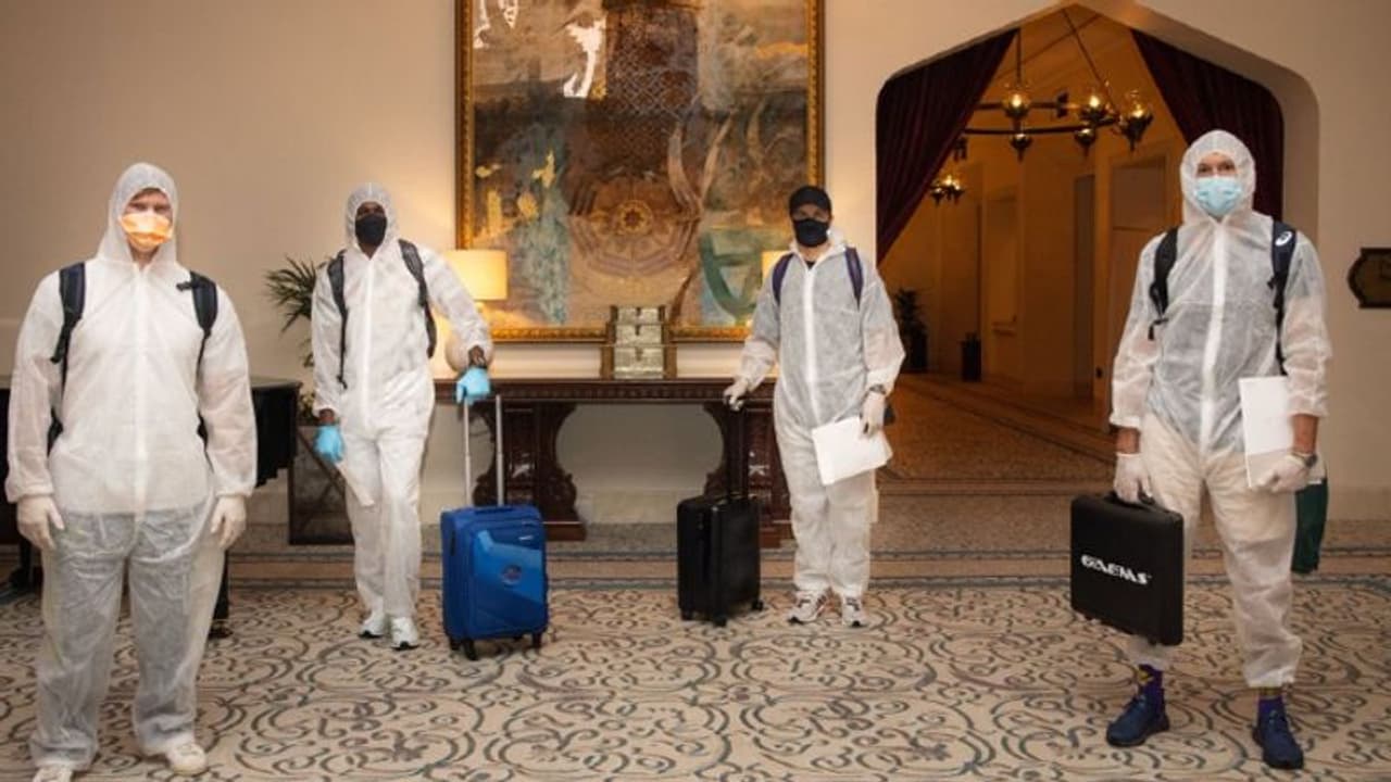 IPL 2020: వాళ్లు కూడా వచ్చేశారు... కానీ రెండు రోజుల తర్వాతే... IPL 2020: వాళ్లు కూడా వచ్చేశారు... కానీ రెండు రోజుల తర్వాతే...