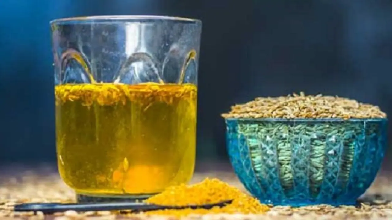 Jeera Water সকালে খালি পেটে জিরার জল খান, দূর হবে নানান শারীরিক সমস্যা Jeera Water সকালে খালি পেটে জিরার জল খান, দূর হবে নানান শারীরিক সমস্যা