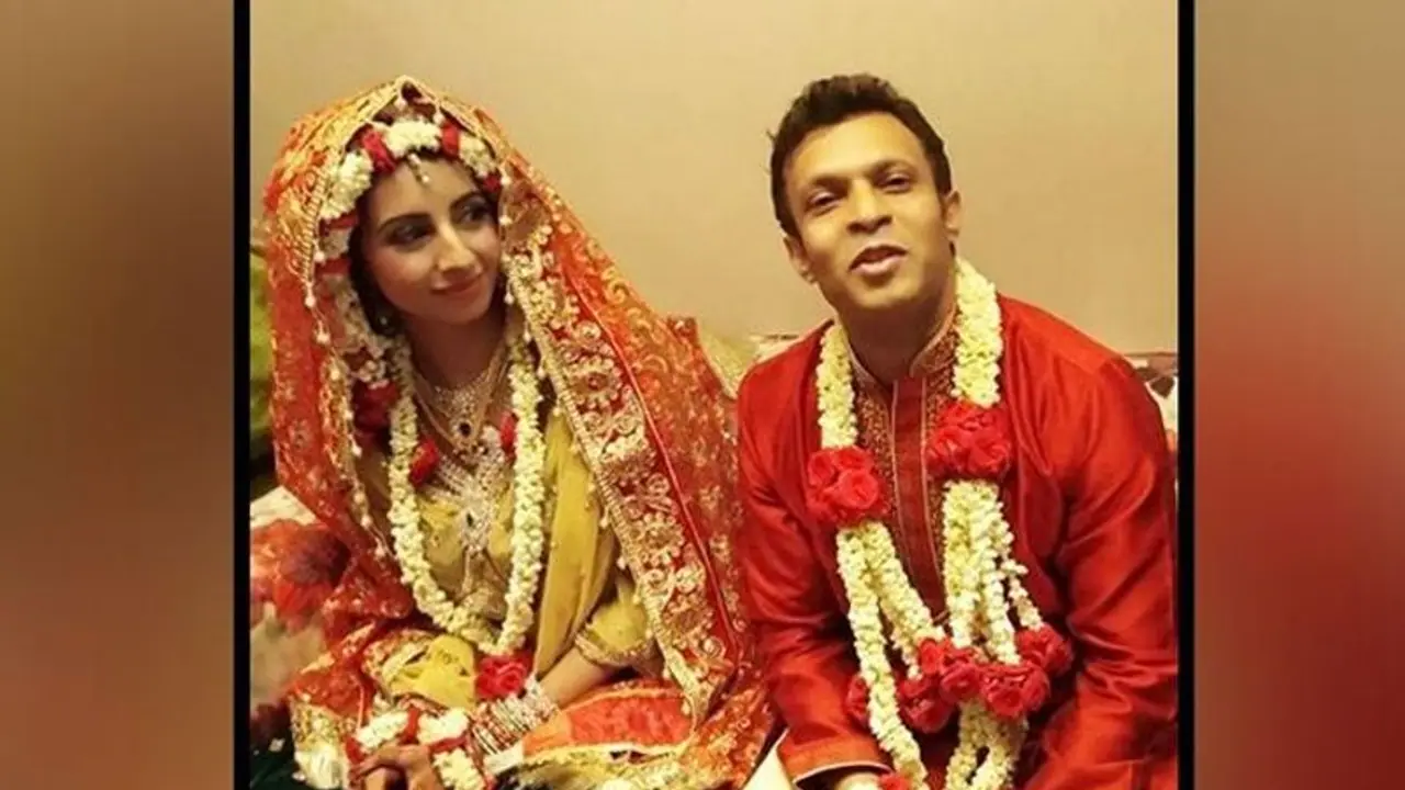 గుట్టు రట్టు: ఇస్లాంలోకి మారిన సర్దార్ గబ్బర్ సింగ్ నటి సంజన గల్రానీ గుట్టు రట్టు: ఇస్లాంలోకి మారిన సర్దార్ గబ్బర్ సింగ్ నటి సంజన గల్రానీ