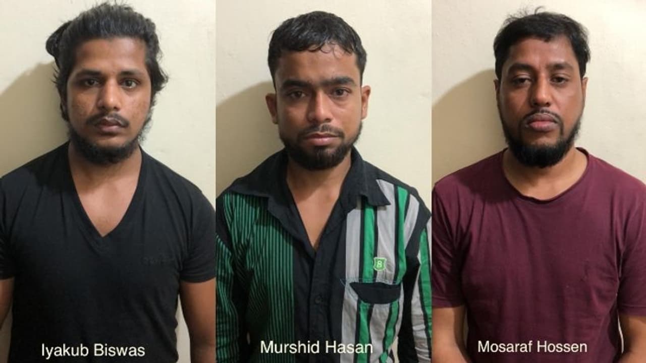 എറണാകുളത്ത് നിന്ന് മൂന്ന് അൽ ഖ്വയ്ദ തീവ്രവാദികളെ പിടികൂടിയതായി എൻഐഎ എറണാകുളത്ത് നിന്ന് മൂന്ന് അൽ ഖ്വയ്ദ തീവ്രവാദികളെ പിടികൂടിയതായി എൻഐഎ