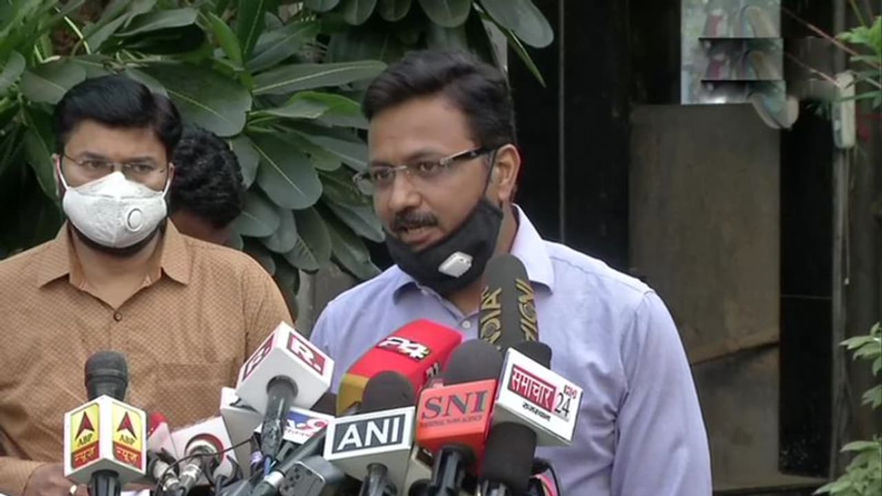 भारत में रहकर चीन को खुफिया जानकारी देने वाले गिरफ्तार, पुलिस ने कहा, दवाएं एक्सपोर्ट कर कमाते थे पैसे भारत में रहकर चीन को खुफिया जानकारी देने वाले गिरफ्तार, पुलिस ने कहा, दवाएं एक्सपोर्ट कर कमाते थे पैसे