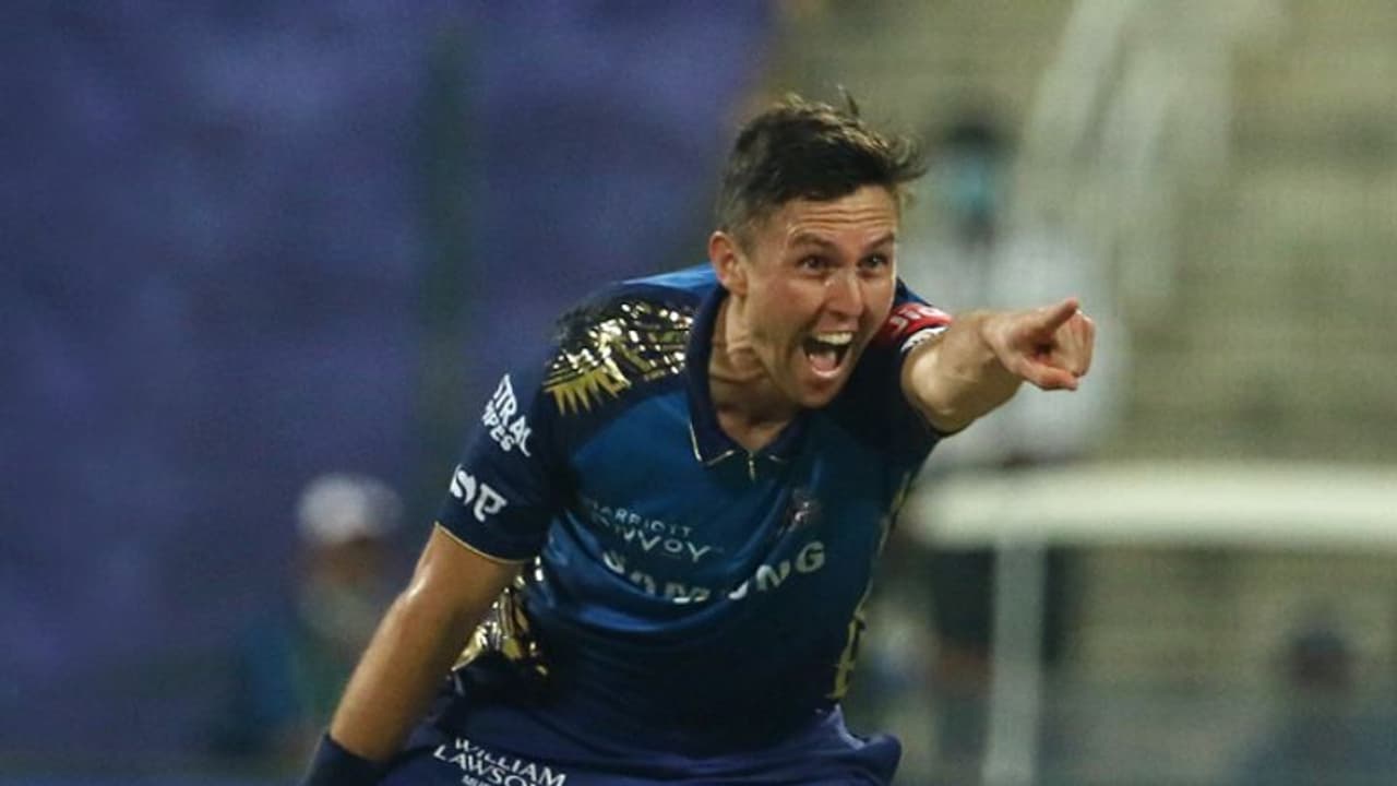 சிஎஸ்கேவிற்கு செம நெருக்கடி.. முதல் 2 ஓவர்களில் 2 ஓபனர்களும் காலி சிஎஸ்கேவிற்கு செம நெருக்கடி.. முதல் 2 ஓவர்களில் 2 ஓபனர்களும் காலி