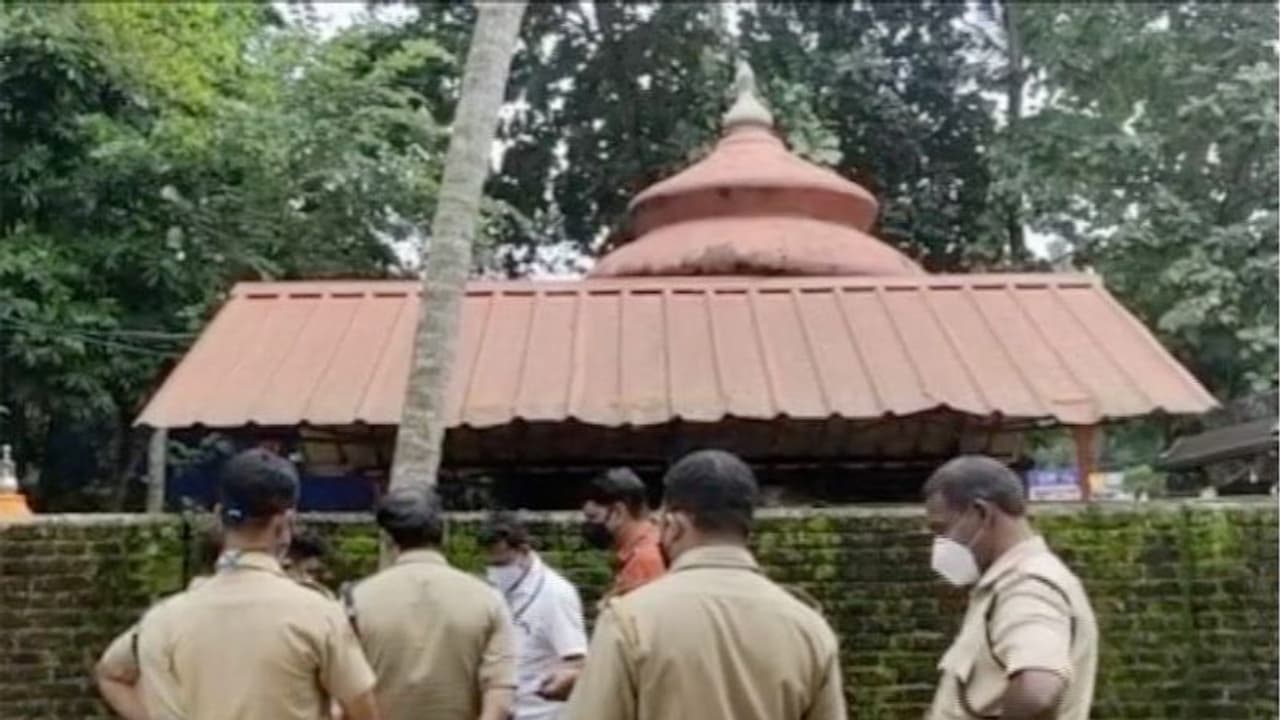 West Bengal: Crowd beats young man to death for burgling house