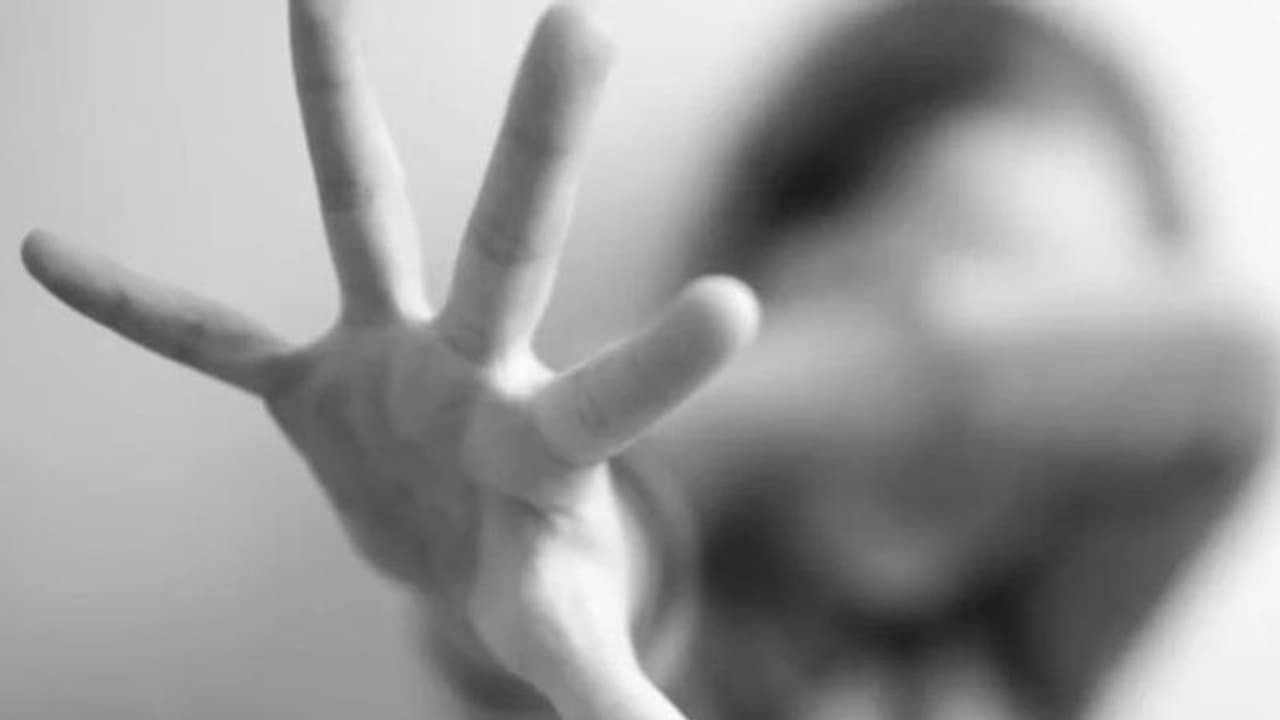 ಪತ್ನಿ ಮೇಲೆ ಅನುಮಾನ: ಗುಪ್ತಾಂಗವನ್ನೇ ತಂತಿಯಲ್ಲಿ ಹೊಲಿದ ಕ್ರೂರಿ ಗಂಡ!