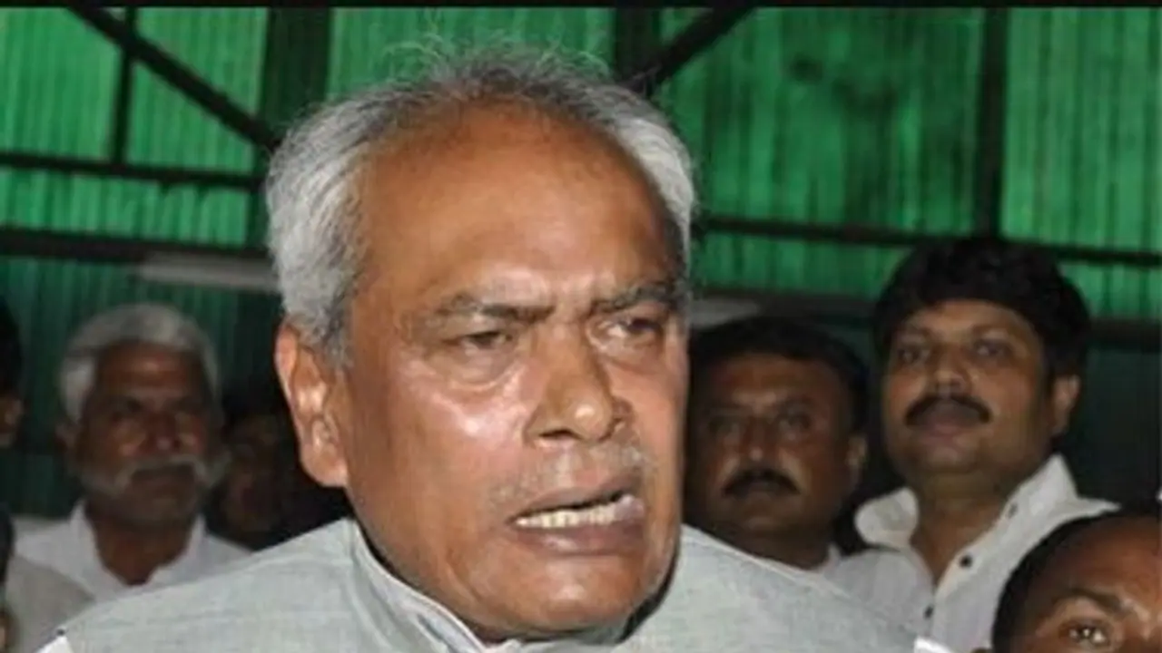 ഇരട്ടക്കൊലപാതകം: വിചാരണക്കോടതി വെറുതെവിട്ട മുന് എംപിക്ക് ജീവപര്യന്തം തടവുശിക്ഷ വിധിച്ച് സുപ്രീംകോടതി ഇരട്ടക്കൊലപാതകം: വിചാരണക്കോടതി വെറുതെവിട്ട മുന് എംപിക്ക് ജീവപര്യന്തം തടവുശിക്ഷ വിധിച്ച് സുപ്രീംകോടതി