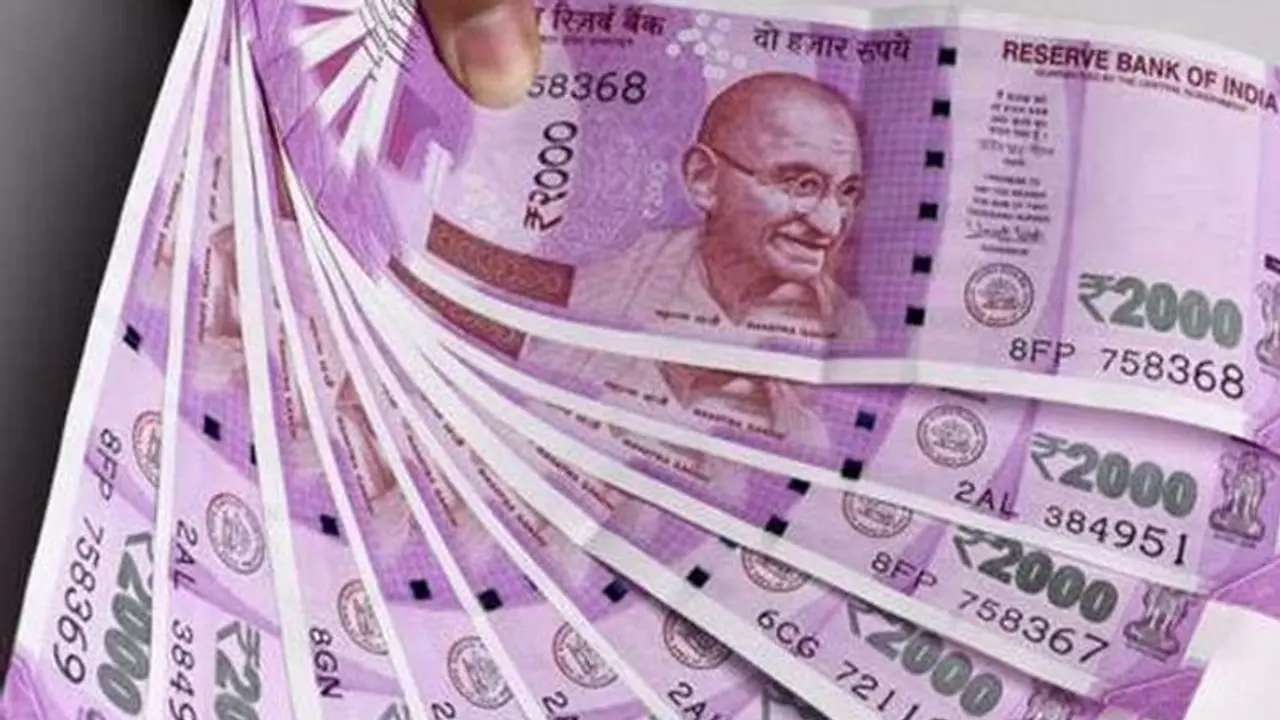 ಗುರುತಿನ ಚೀಟಿ ಇಲ್ಲದೆ ನೋಟು ಬದಲಾವಣೆಗೆ ಅವಕಾಶ ಬೇಡ: ಅರ್ಜಿ