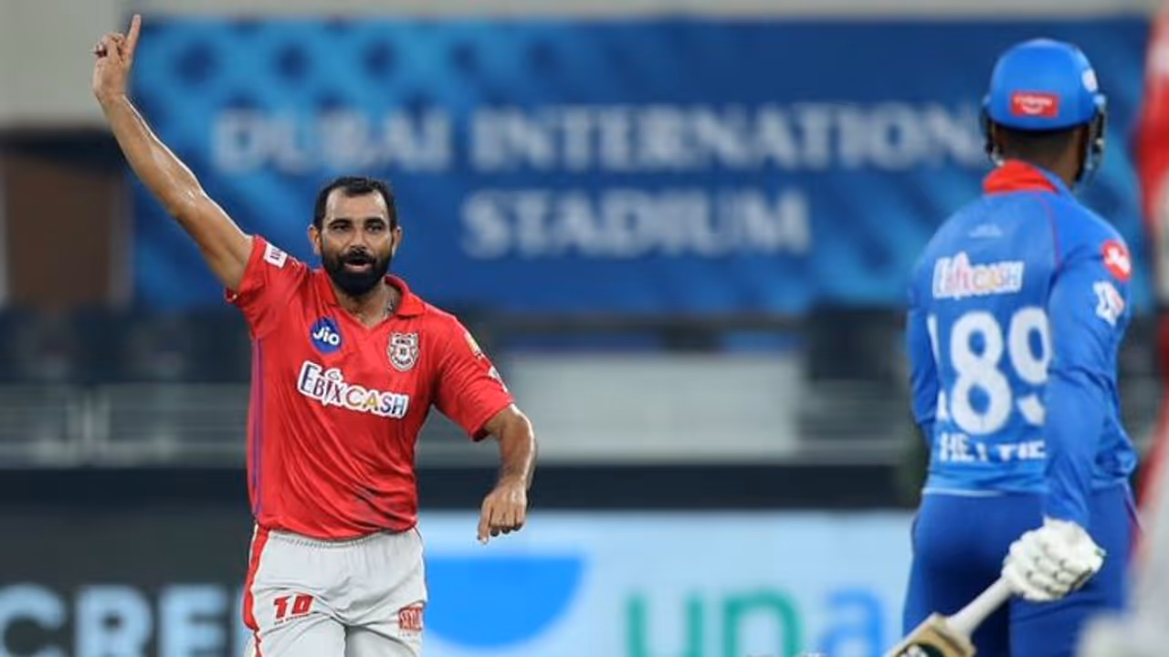 প্রথম ১০ ওভারে দাপট পঞ্জাব বোলারদের, ২ উইকেট শামির, দিল্লির স্কোর ৪৯ রানে ৩ উইকেট