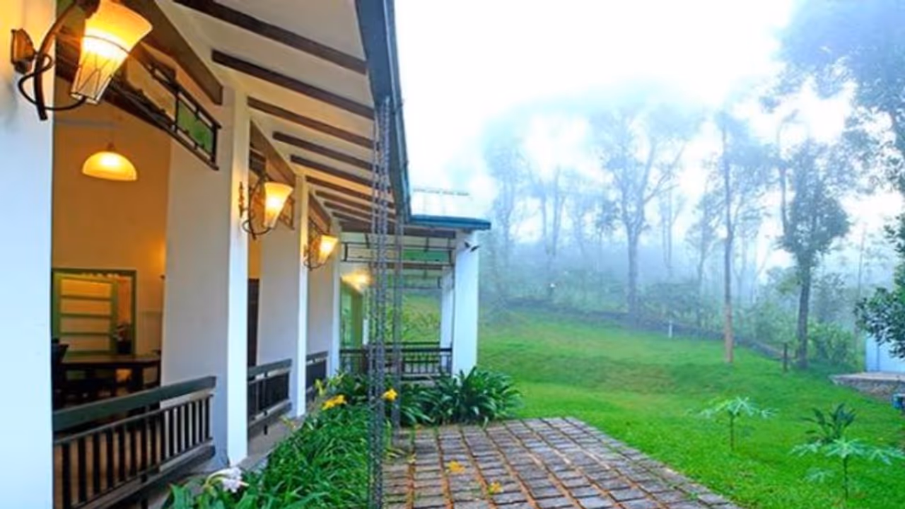 ಕೊಡಗು ಪ್ರವಾಸೋದ್ಯಮಕ್ಕೆ ದಸರಾ ‘ಆರ್ಥಿಕ ಚೇತರಿಕೆ’ ಕೊಡಗು ಪ್ರವಾಸೋದ್ಯಮಕ್ಕೆ ದಸರಾ ‘ಆರ್ಥಿಕ ಚೇತರಿಕೆ’