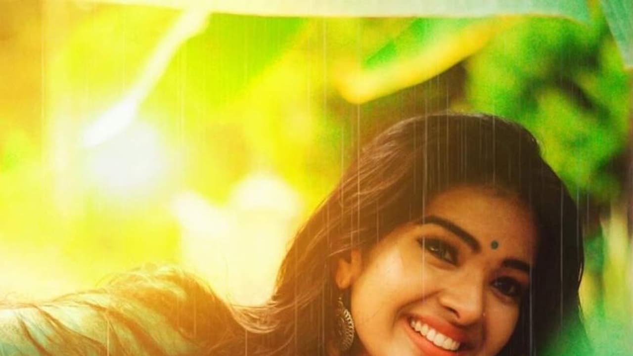 விஜய் டிவி 'அரண்மனை கிளி' சீரியல் நடிகைக்கு கொரோனா உறுதி..! படப்பிடிப்பில் 22 பேர் பாதிப்பு!