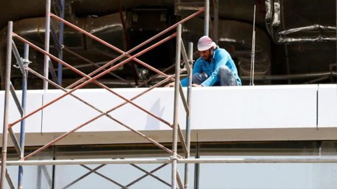 1.37 ലക്ഷം ശമ്പളം, ബോണസ്, ഇൻഷുറൻസ്, ഭക്ഷണം, താമസം; ഇസ്രയേലിലേക്ക് ഇന്ത്യക്കാരുടെ ഒഴുക്ക്, 5617 പേർക്ക് സെലക്ഷൻ 1.37 ലക്ഷം ശമ്പളം, ബോണസ്, ഇൻഷുറൻസ്, ഭക്ഷണം, താമസം; ഇസ്രയേലിലേക്ക് ഇന്ത്യക്കാരുടെ ഒഴുക്ക്, 5617 പേർക്ക് സെലക്ഷൻ