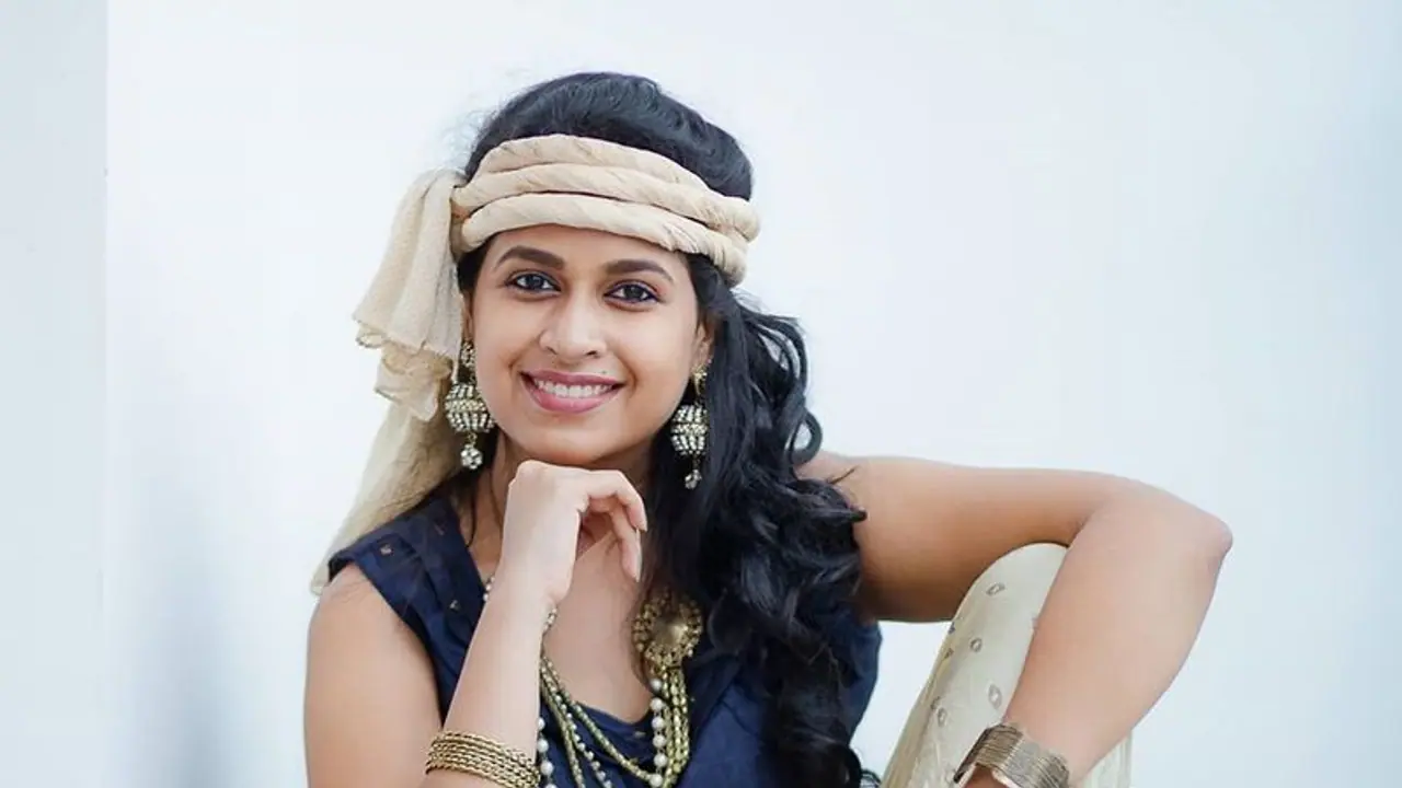 'ആരാണെന്നറിയാൻ കൗതുകമുണ്ട്, പക്ഷെ...'; പറയാതെ പോയ, നിശബ്ദ പ്രണയത്തിന് മറുപടിയുമായി സാധിക 'ആരാണെന്നറിയാൻ കൗതുകമുണ്ട്, പക്ഷെ...'; പറയാതെ പോയ, നിശബ്ദ പ്രണയത്തിന് മറുപടിയുമായി സാധിക