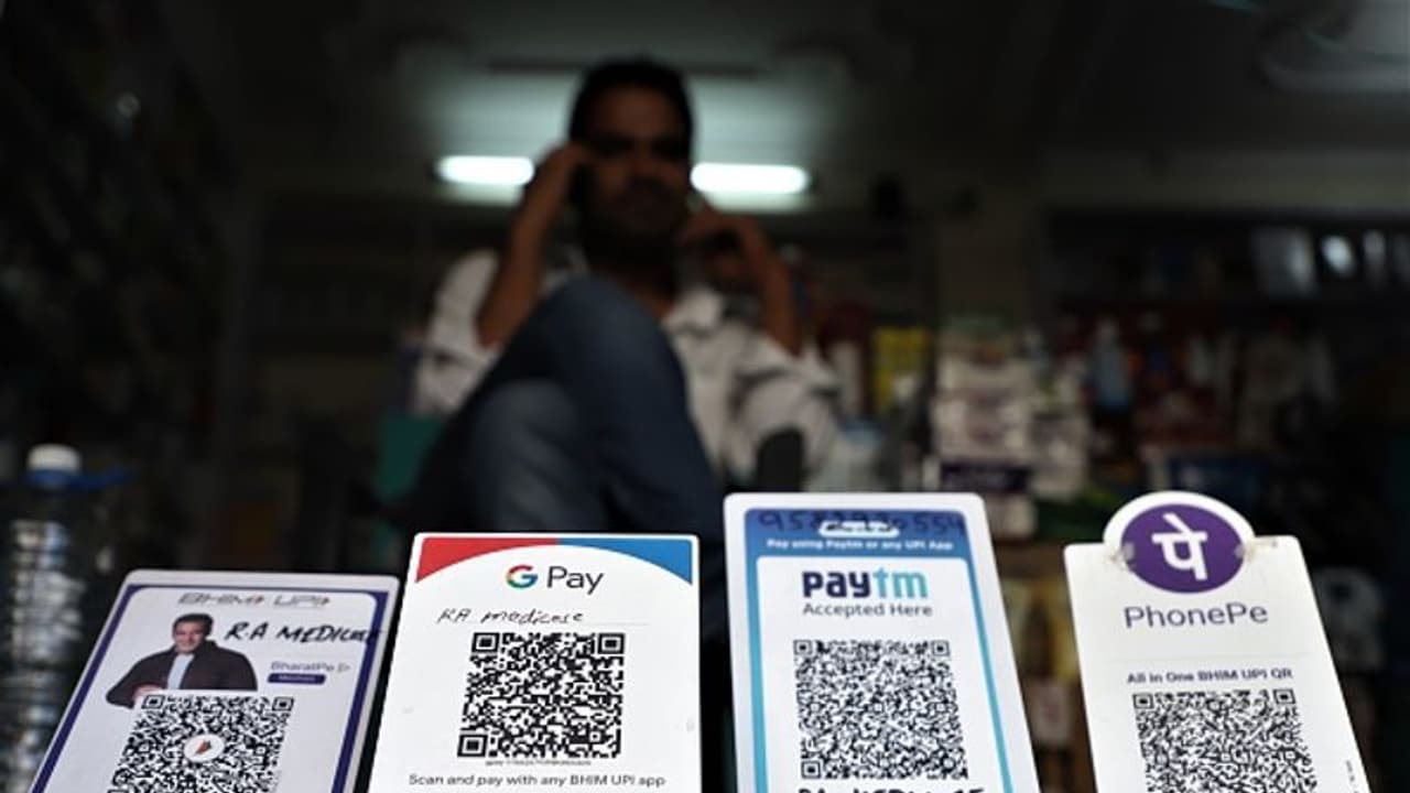 ഗൂഗിള്‍ പേയ്ക്ക് തിരിച്ചടി; നേട്ടം ഉണ്ടാക്കി ഫോണ്‍ പേ