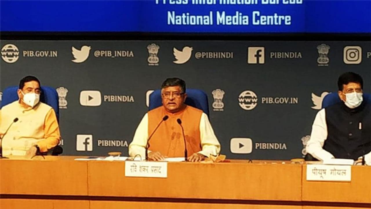 राज्यसभा में कल मार्शल मौजूद नहीं होते तो उपसभापति पर शारीरिक हमला हो जाता: केंद्रीय मंत्री रविशंकर प्रसाद राज्यसभा में कल मार्शल मौजूद नहीं होते तो उपसभापति पर शारीरिक हमला हो जाता: केंद्रीय मंत्री रविशंकर प्रसाद