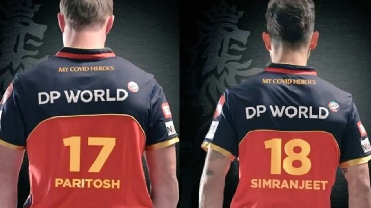 ಕೋವಿಡ್ 19 ಹೀರೋ ಹೆಸರಿನ ಜರ್ಸಿಯಲ್ಲಿ ವಿರಾಟ್ ಎಬಿ ಕಣಕ್ಕೆ! ಕೋವಿಡ್ 19 ಹೀರೋ ಹೆಸರಿನ ಜರ್ಸಿಯಲ್ಲಿ ವಿರಾಟ್ ಎಬಿ ಕಣಕ್ಕೆ!
