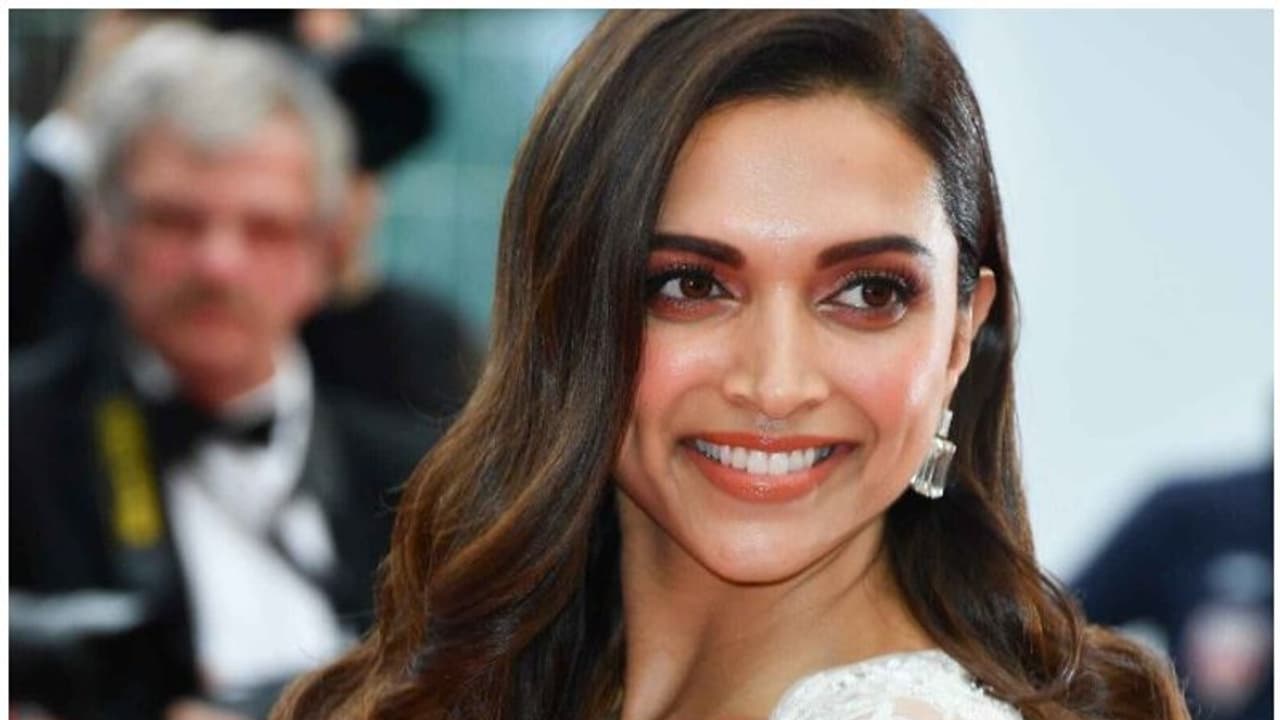 മയക്കുമരുന്ന് കേസ്: ദീപികാ പദുകോണിനെയും ചോദ്യം ചെയ്തേക്കുമെന്ന് റിപ്പോര്ട്ട് മയക്കുമരുന്ന് കേസ്: ദീപികാ പദുകോണിനെയും ചോദ്യം ചെയ്തേക്കുമെന്ന് റിപ്പോര്ട്ട്