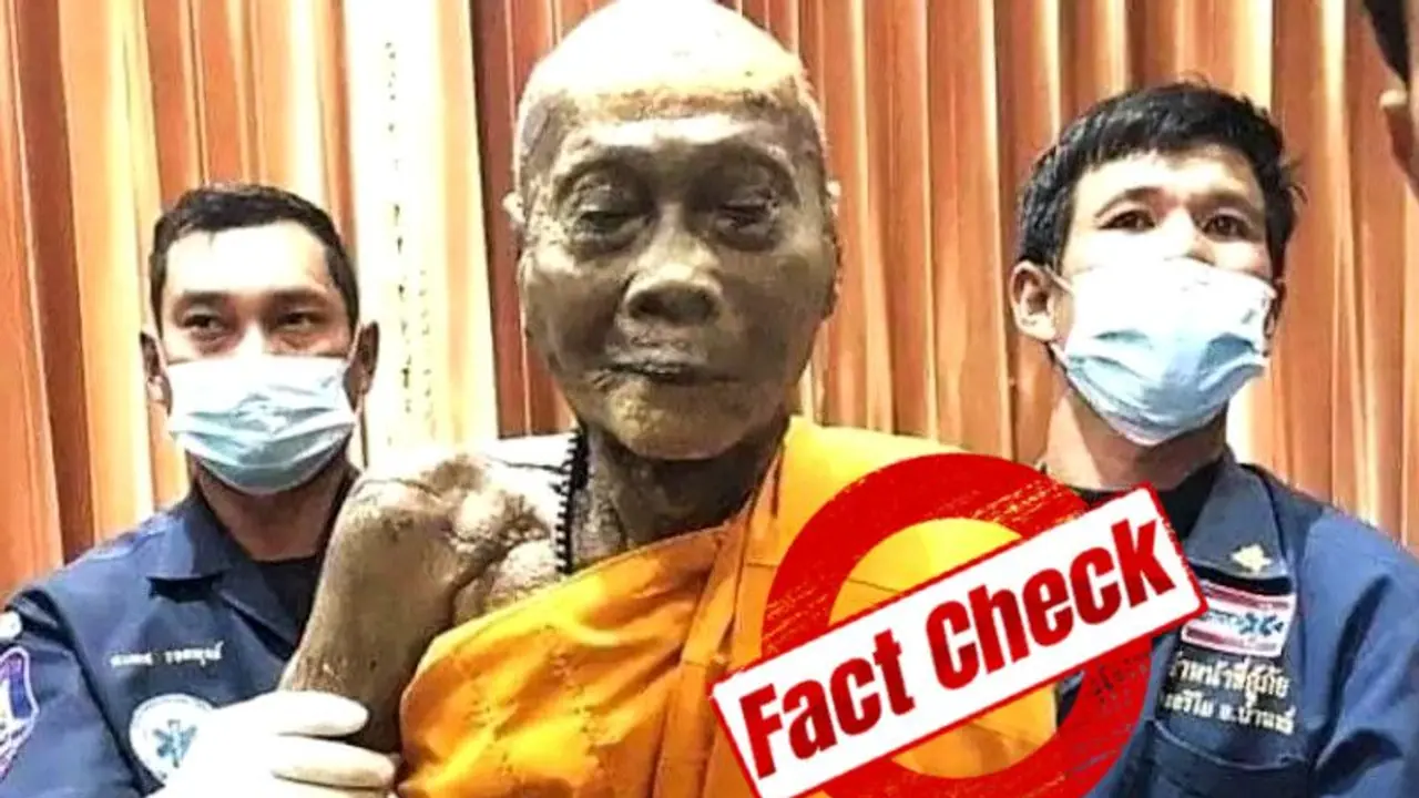 মৃত্যুর ১০০ বছর পরও অবিকৃত দেহে হাসছেন বৌদ্ধ সন্নাসী, এও কি সম্ভব তোলপাড় নেটবিশ্ব