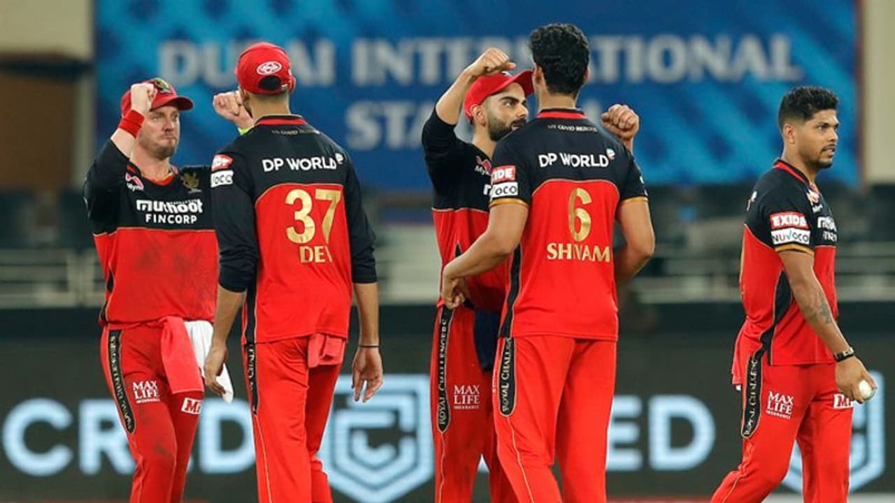 <p>In a media advisory, IPL stated that RCB maintained a slow over rate at the Dubai International Cricket Stadium. Kohli, who opted to bowl first, saw KXIP pile up 206/3 in 20 overs.</p>
