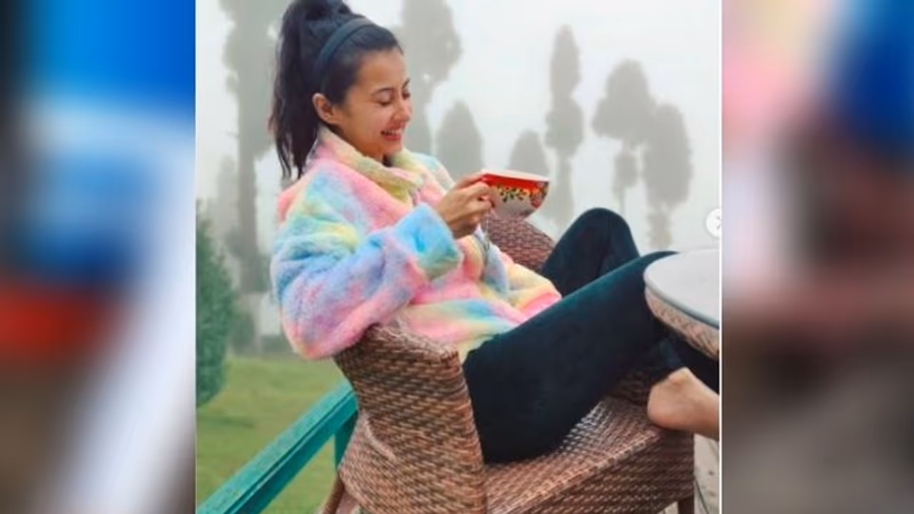 কোভিড পরিস্থিতিতে ভ্রমণে ব্যাঘাত, মনামী নিয়ে এলেন ভারচ্যুয়াল দার্জিলিং কোভিড পরিস্থিতিতে ভ্রমণে ব্যাঘাত, মনামী নিয়ে এলেন ভারচ্যুয়াল দার্জিলিং