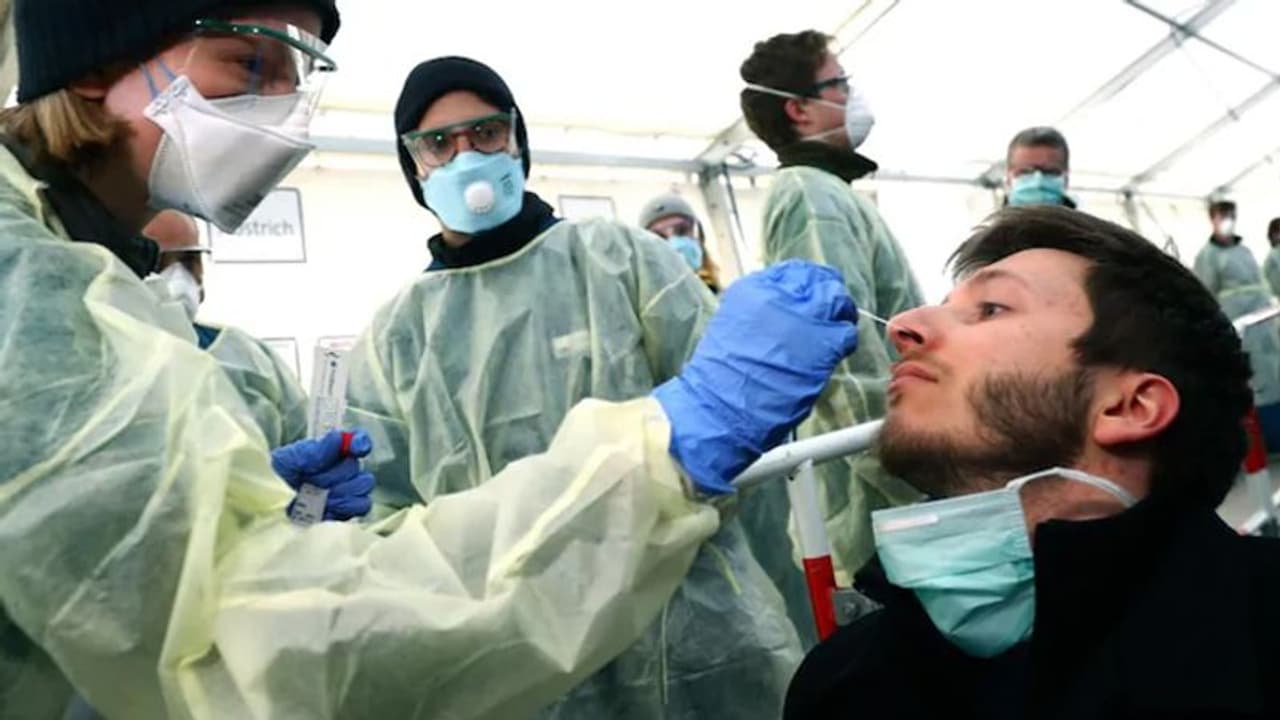 রাজ্য়ে একদিনে ৬২ জনের মৃত্যু, সংক্রমিত ৩,১৯৬ রাজ্য়ে একদিনে ৬২ জনের মৃত্যু, সংক্রমিত ৩,১৯৬