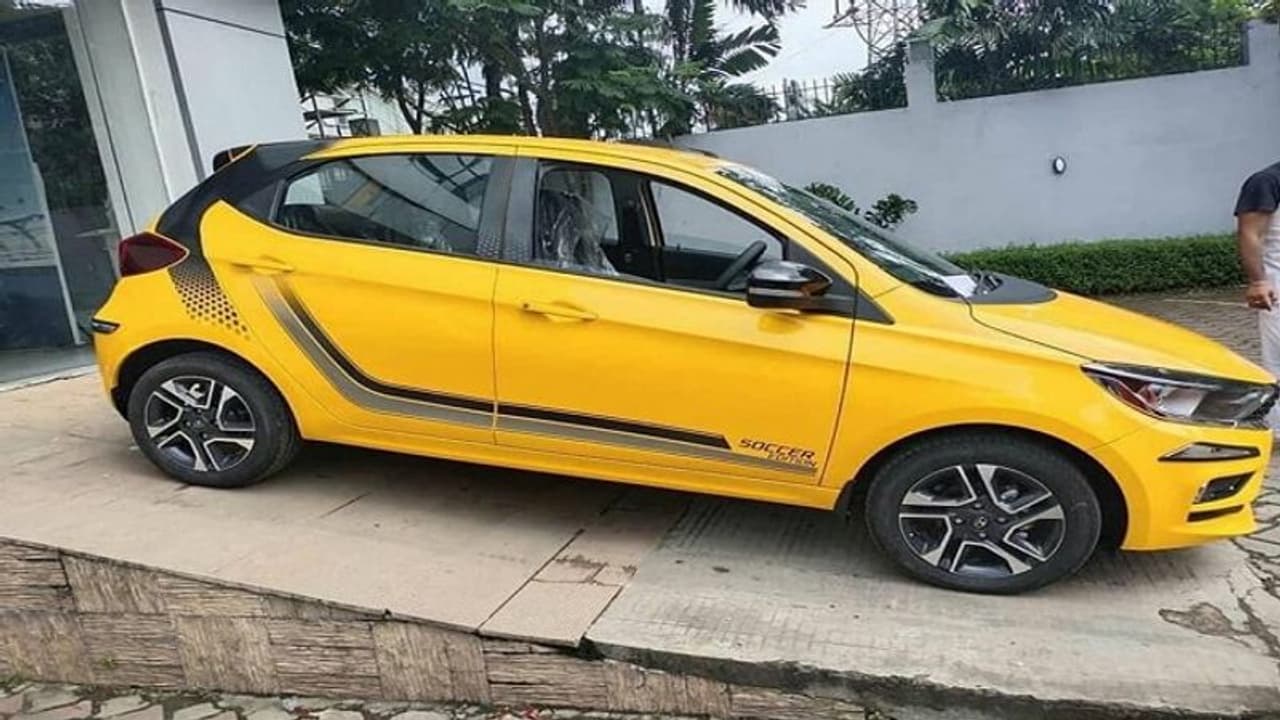 టాటా టియాగో కొత్త స్పెషల్ సాకర్ ఎడిషన్.. లీకైన ఫోటోలు..