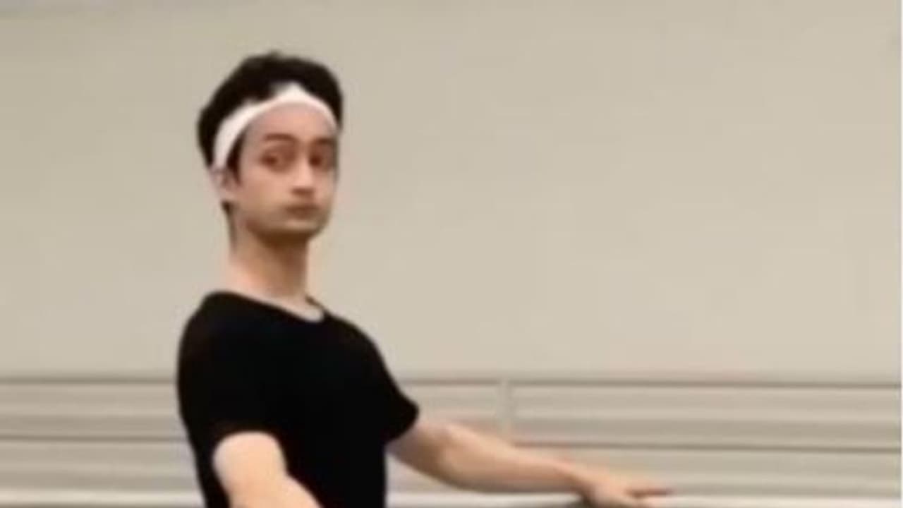 பயிற்சிக்கு பணம் இல்லாமல் தவித்த ரிக்ஷா ஓட்டுநர் மகன்..! சத்தமில்லாமல் உதவிய பிரபல நடிகர்..! பயிற்சிக்கு பணம் இல்லாமல் தவித்த ரிக்ஷா ஓட்டுநர் மகன்..! சத்தமில்லாமல் உதவிய பிரபல நடிகர்..!