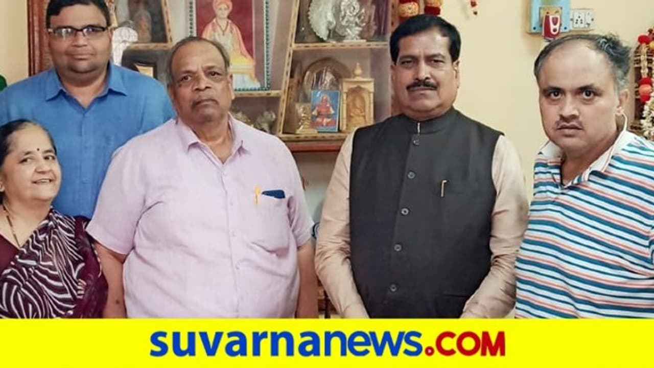 ಬೆಳಗಾವಿಯಂತಹ ಕ್ಲಿಷ್ಟ ಸಮೀಕರಣದ ಜಿಲ್ಲೆಯಲ್ಲಿ ಬಿಜೆಪಿ ರಾಜಕಾರಣ ಮಾಡಿದ್ದ ಸುರೇಶ್ ಅಂಗಡಿ! ಬೆಳಗಾವಿಯಂತಹ ಕ್ಲಿಷ್ಟ ಸಮೀಕರಣದ ಜಿಲ್ಲೆಯಲ್ಲಿ ಬಿಜೆಪಿ ರಾಜಕಾರಣ ಮಾಡಿದ್ದ ಸುರೇಶ್ ಅಂಗಡಿ!