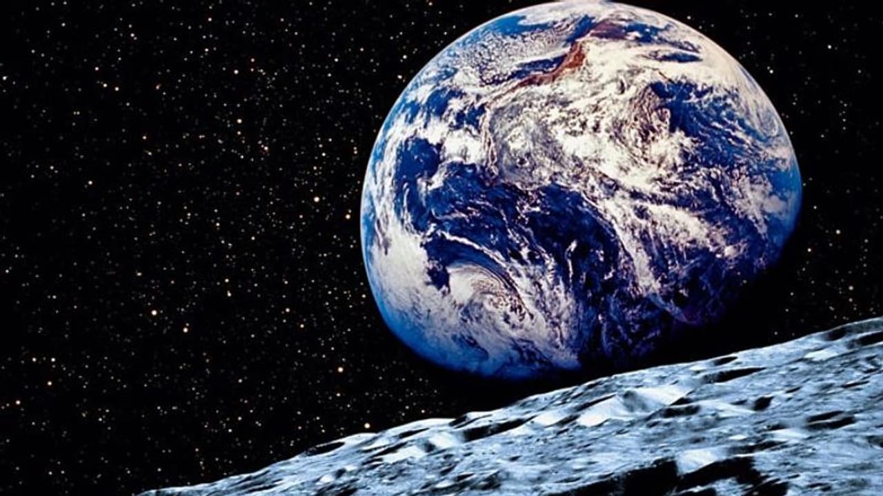 1402 ഇടങ്ങളില് നിന്നും അന്യഗ്രഹജീവികള് നമ്മെ നിരീക്ഷിക്കുന്നുണ്ടാകാമെന്ന് പുതിയ വെളിപ്പെടുത്തല് 1402 ഇടങ്ങളില് നിന്നും അന്യഗ്രഹജീവികള് നമ്മെ നിരീക്ഷിക്കുന്നുണ്ടാകാമെന്ന് പുതിയ വെളിപ്പെടുത്തല്