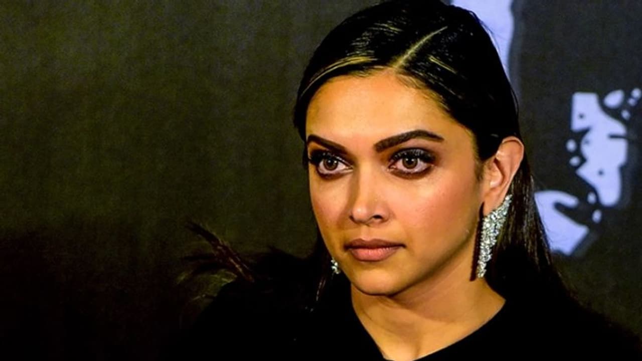 ड्रग्स जांच : दीपिका को मिली एक दिन की मोहलत, अब शनिवार को NCB करेगी पूछताछ ड्रग्स जांच : दीपिका को मिली एक दिन की मोहलत, अब शनिवार को NCB करेगी पूछताछ