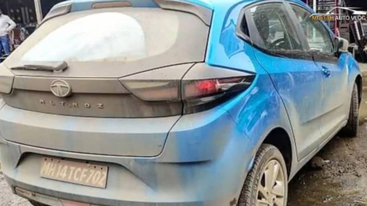 പരീക്ഷണയോട്ടത്തിനിടെ ക്യാമറയില് കുടുങ്ങി പുത്തന് അള്ട്രോസ്! പരീക്ഷണയോട്ടത്തിനിടെ ക്യാമറയില് കുടുങ്ങി പുത്തന് അള്ട്രോസ്!