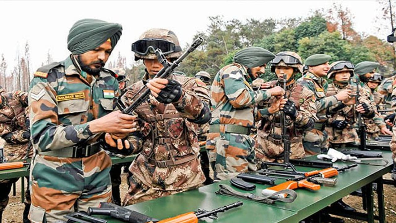 अगले 7 8 सालों में सेना के आधुनिकीकरण पर 130 अरब डॉलर खर्च करेगा भारत, इजरायली कंपनियों से होगा करार अगले 7 8 सालों में सेना के आधुनिकीकरण पर 130 अरब डॉलर खर्च करेगा भारत, इजरायली कंपनियों से होगा करार