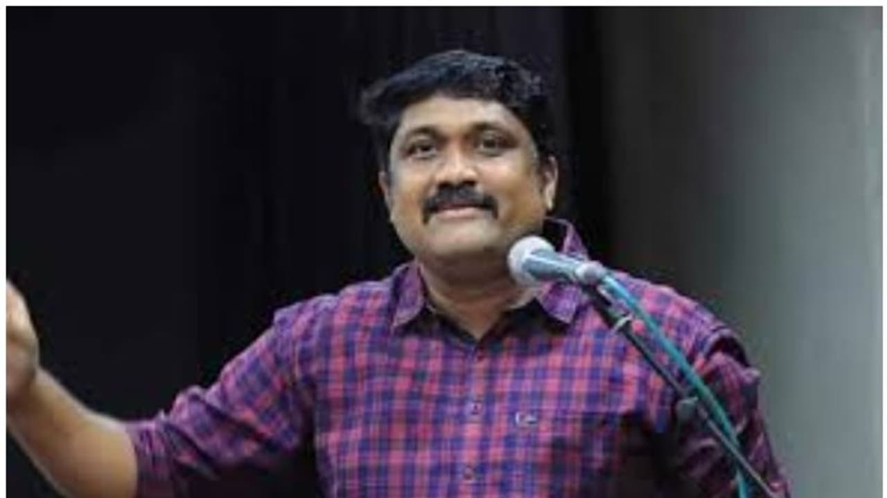 വ്യാജ വീഡിയോ; ജനം കോൺഗ്രസ്സിന്റെ അധമമായ പ്രചാരണശൈലിക്കെതിരെ വോട്ട് ചെയ്യുമെന്ന് എഎ റഹീം വ്യാജ വീഡിയോ; ജനം കോൺഗ്രസ്സിന്റെ അധമമായ പ്രചാരണശൈലിക്കെതിരെ വോട്ട് ചെയ്യുമെന്ന് എഎ റഹീം